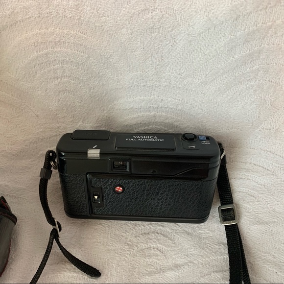 Yashica Auto Focus Motor - Picture 2 of 4